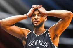 开云体育APP下载-篮网中锋再度高光表现,领队赢得掌声