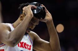 开云体育入口-关于凯尔特人鏖战日本男篮，拉文爆发神勇的信息