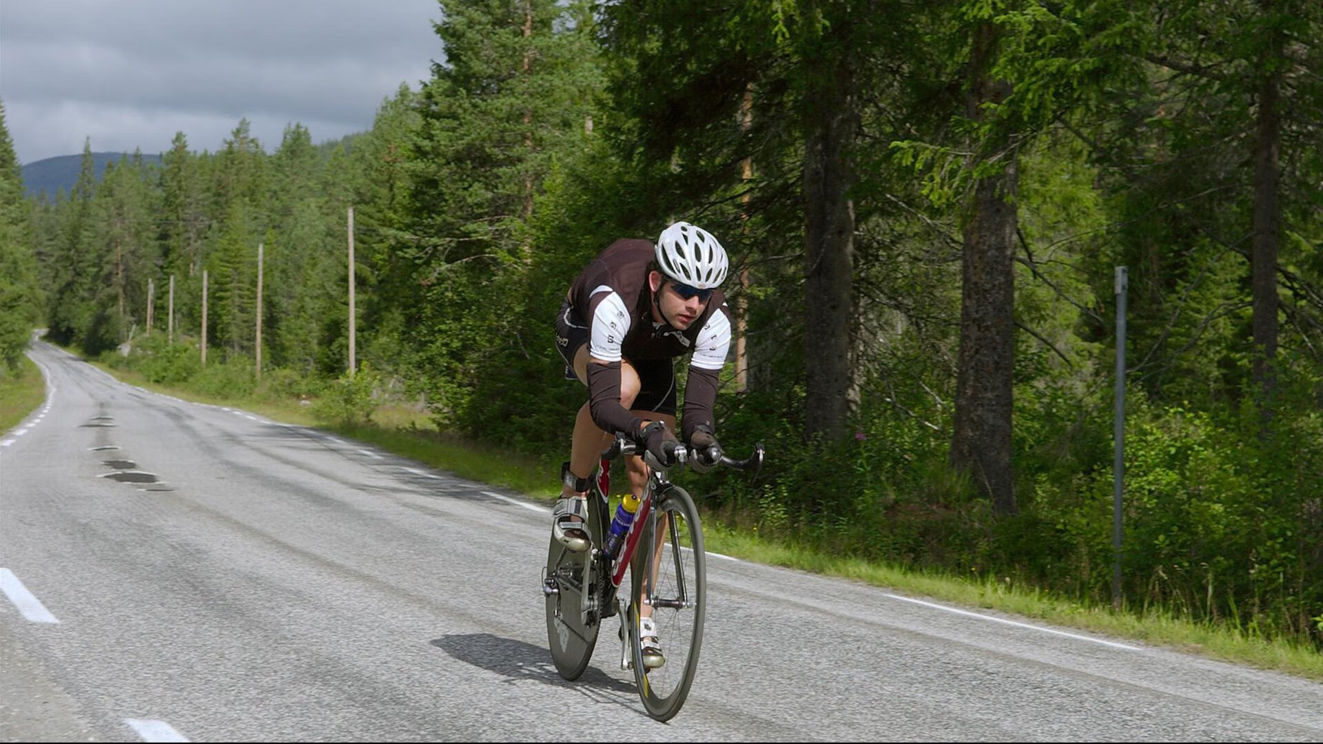 文班亚马的统治力，灰熊一波流如何提前终结悬念
