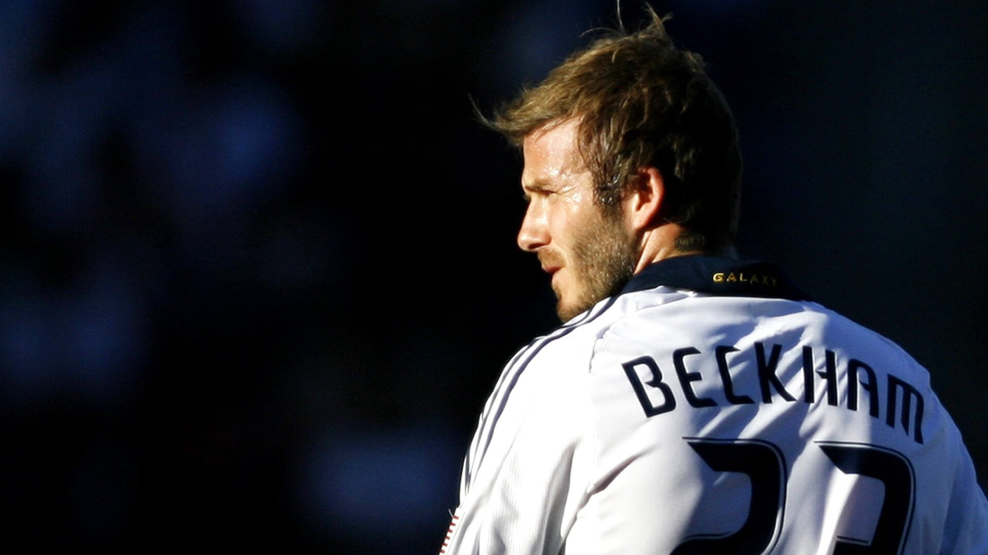 赛场上的唯一性,当马刺轻取开拓者,范弗利特在欧冠接管比赛