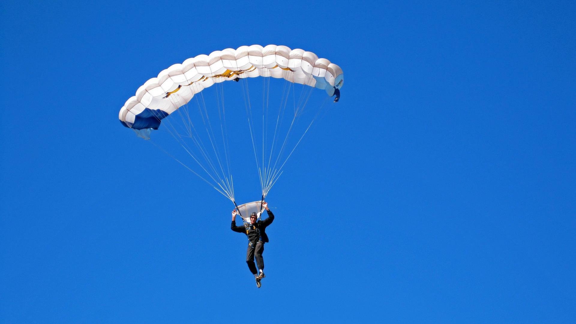 洪都拉斯横扫荷兰，格纳布里成为关键先生，一场颠覆认知的足球对决